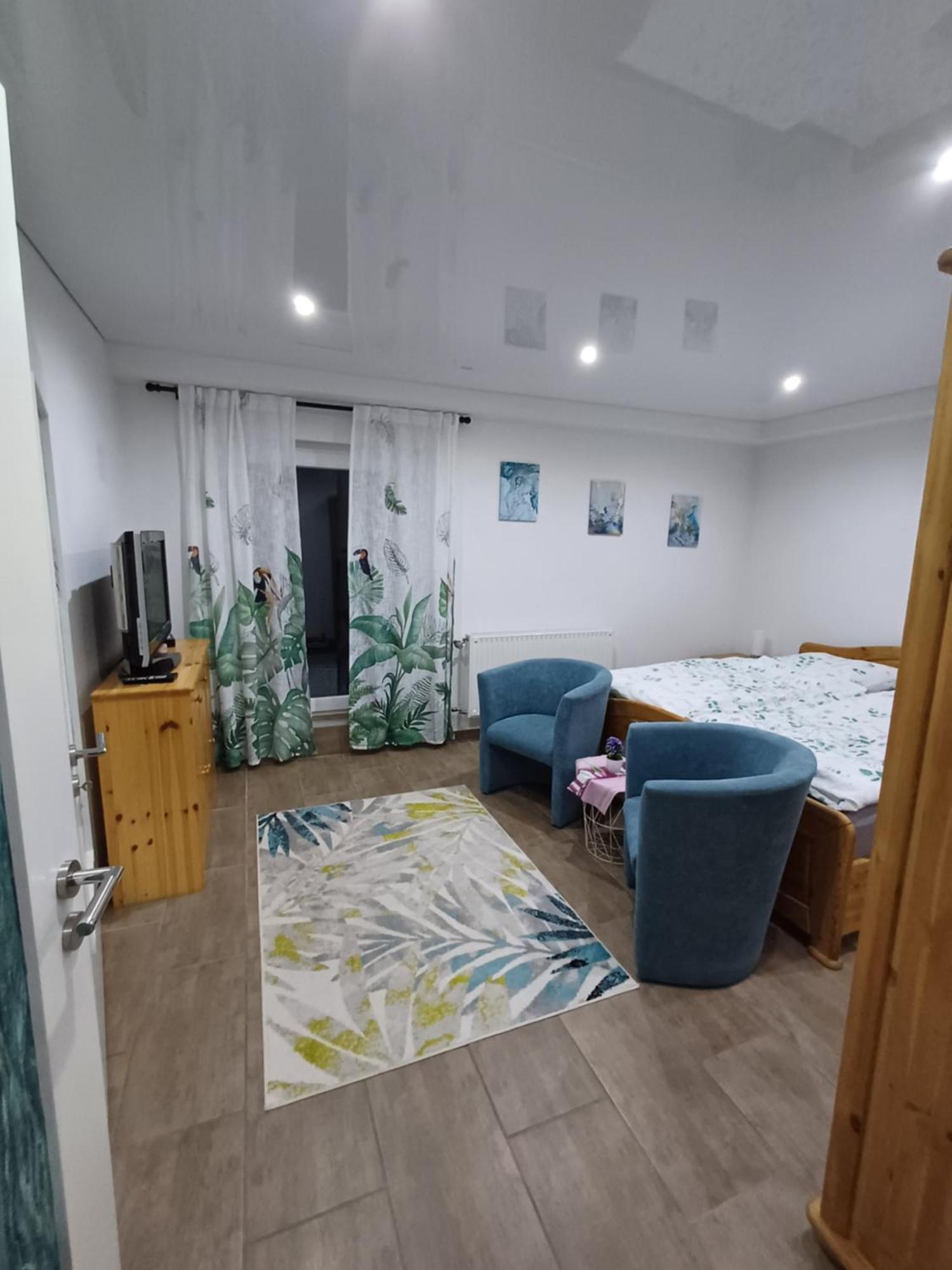 Ferienwohnung Unterm Rappenfels Hinterweidenthal エクステリア 写真